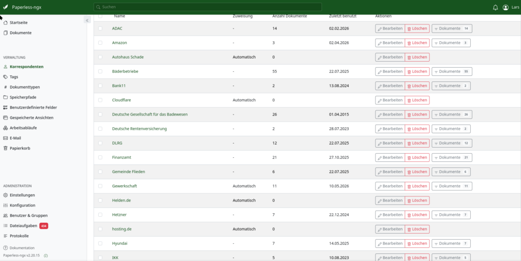 Paperless-ngx Korrespondenten-Tabelle mit Dokumentenverwaltung im deutschen Webinterface.
