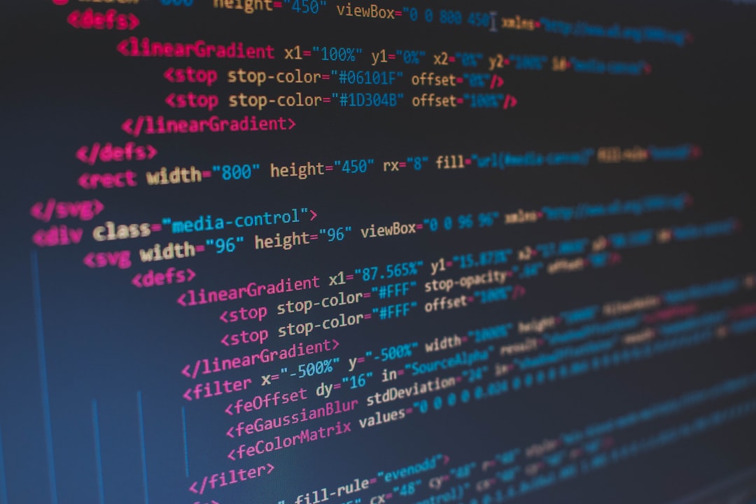 Code auf einem Bildschirm als Symbol für die Fehlersuche in einer Docker-Compose-Datei